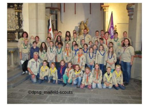 Man sieht den kompletten 'Stamm' der Maifeldscouts Münstermaifeld